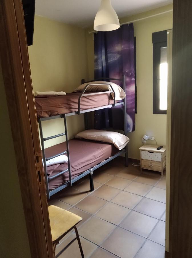 Albergue Santa Barbara Aliaga Bagian luar foto